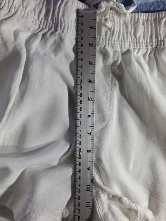 GAP Med Linen Blend Off White Drawstring Elastic-Waist Shorts - Picture 5 of 7